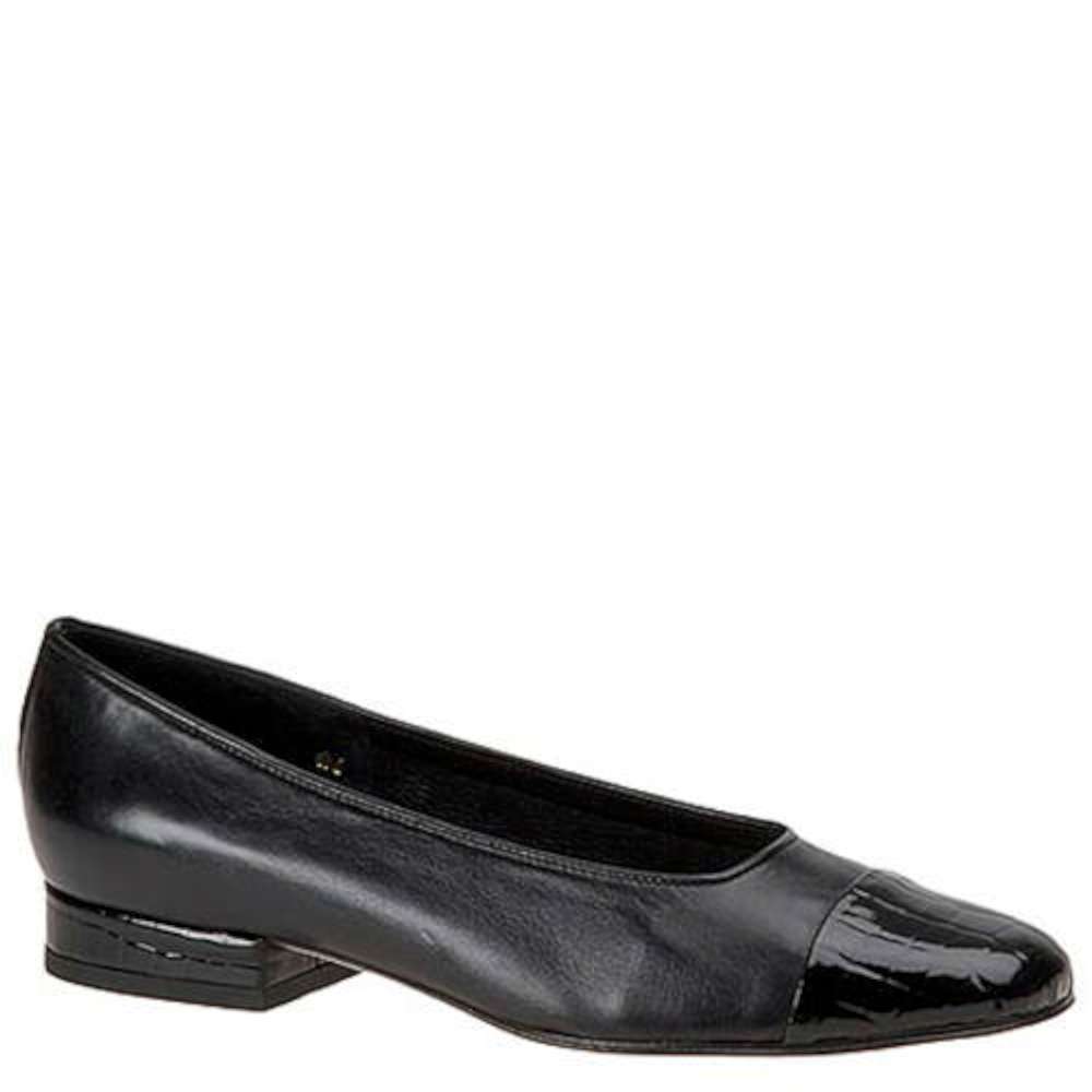 vaneli cap toe