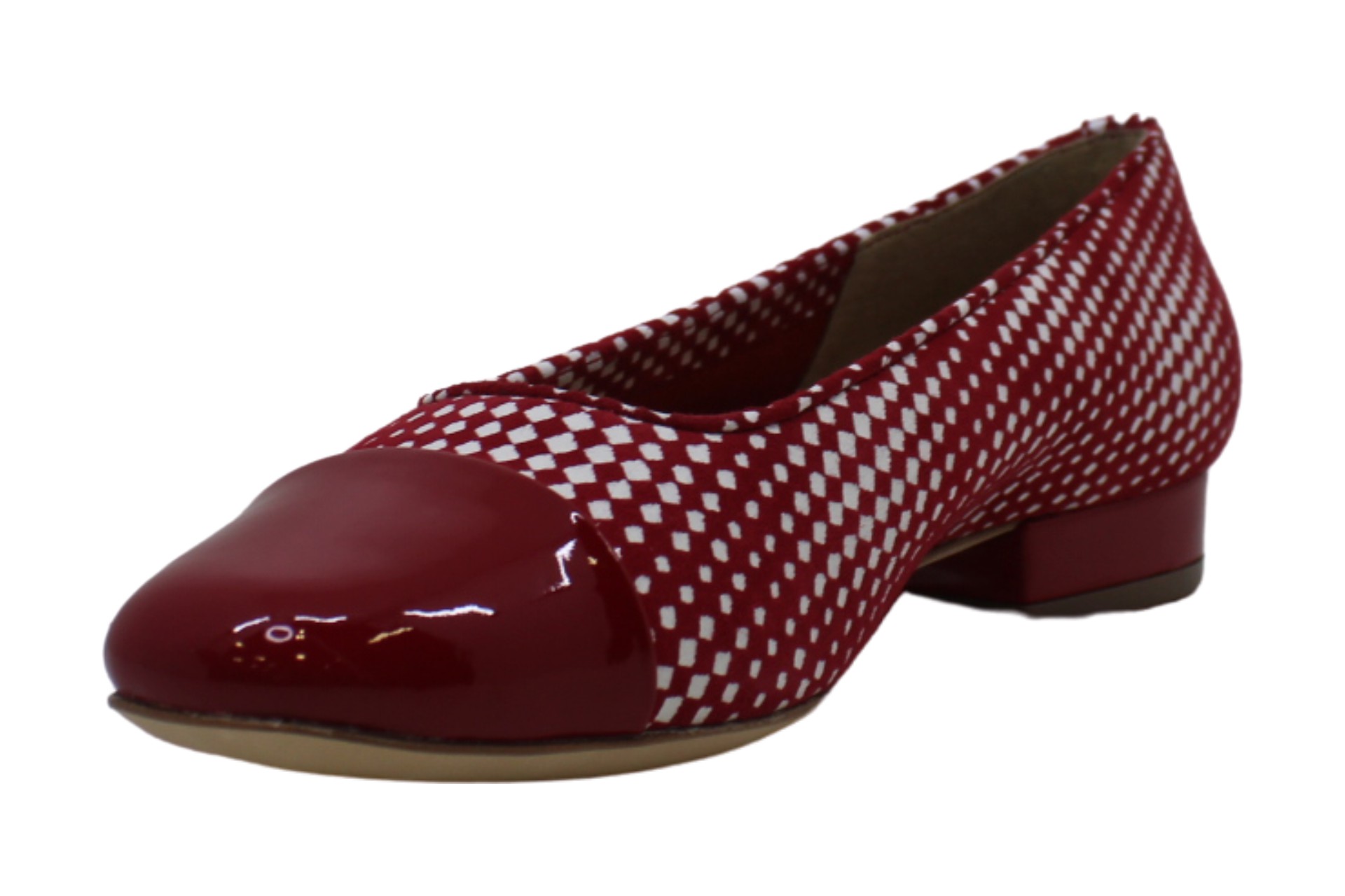vaneli cap toe