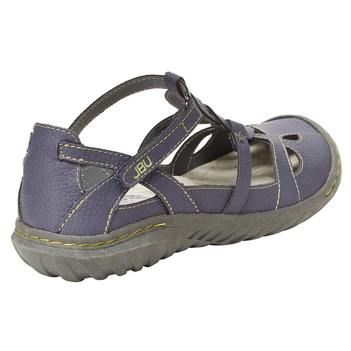 closed toe casual shoes