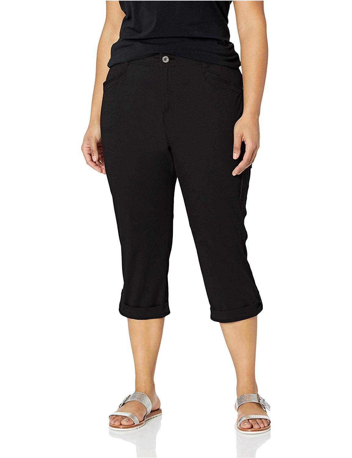 Lee Womens Plus Size Flex To Go Relaxed Fit Cargo Capri Pant Black