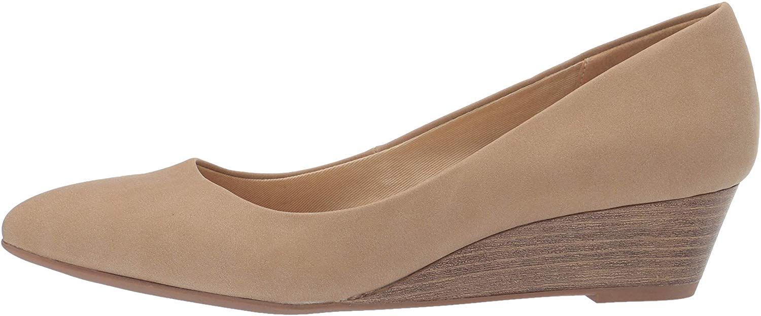 CL by Chinese Laundry Womens Amazed Nude Nubuck Pumps Size 