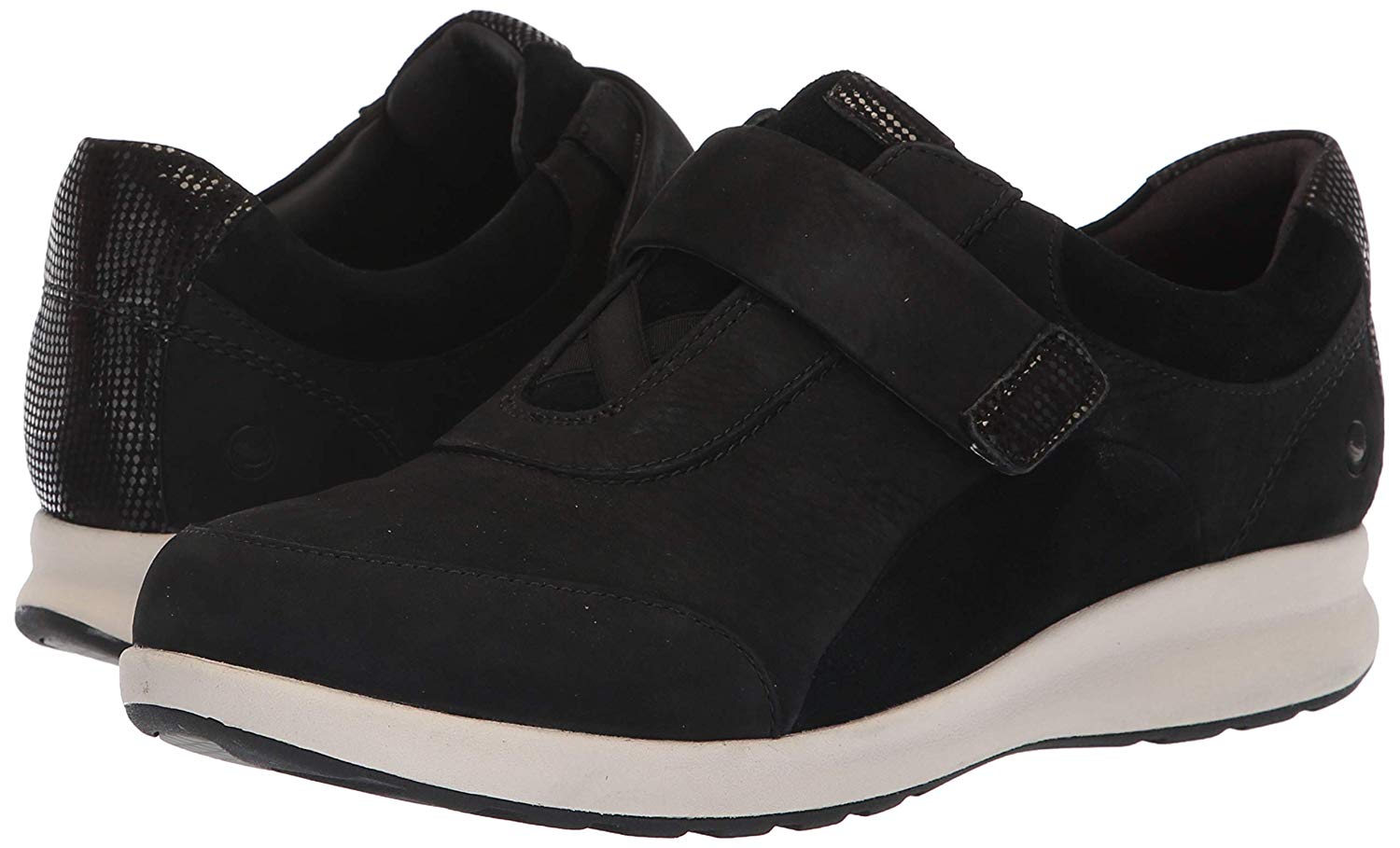 un adorn lo clarks