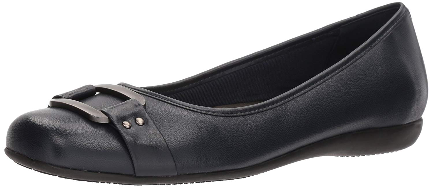 closed toe ballet flats
