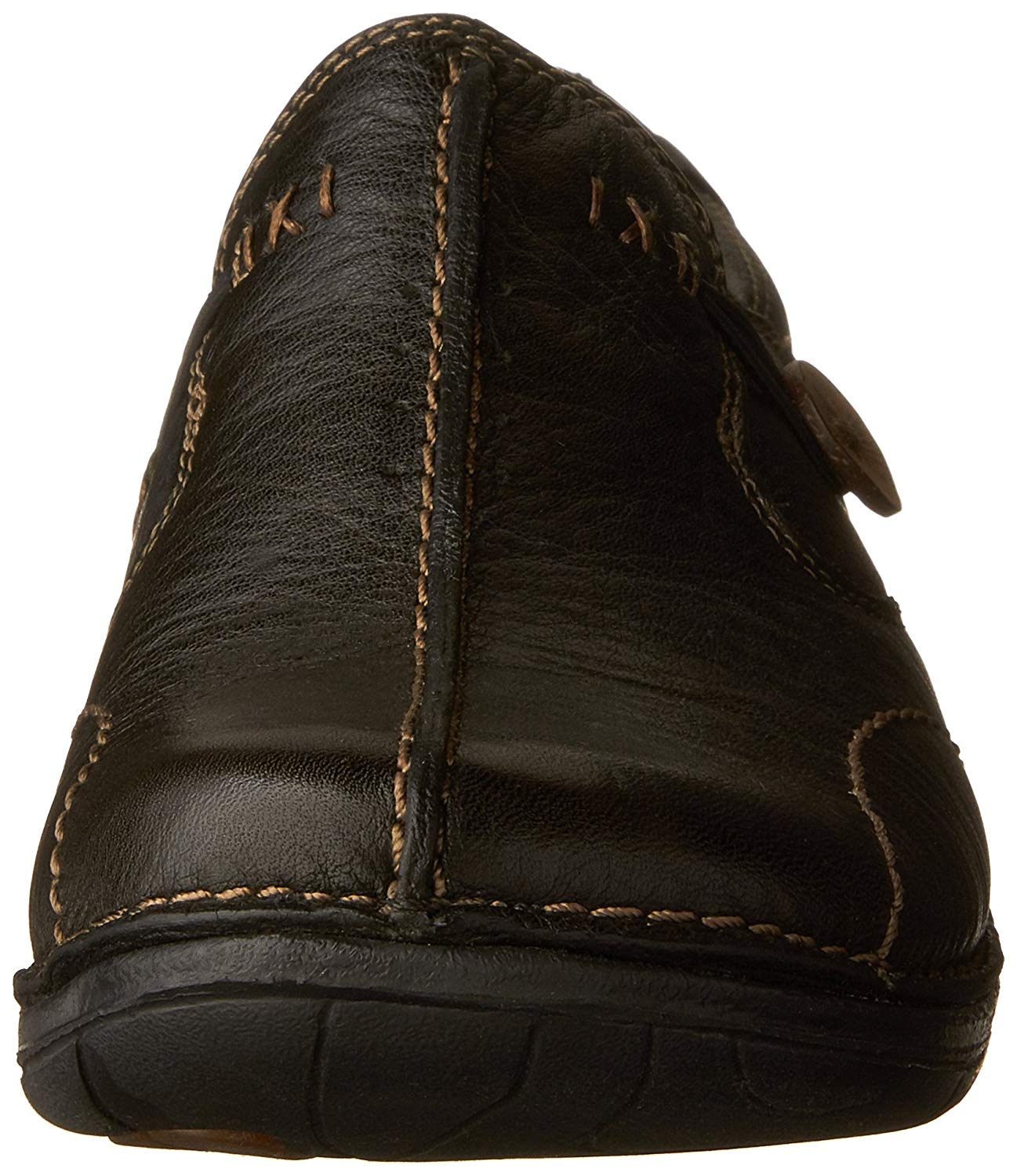 black closed toe mules