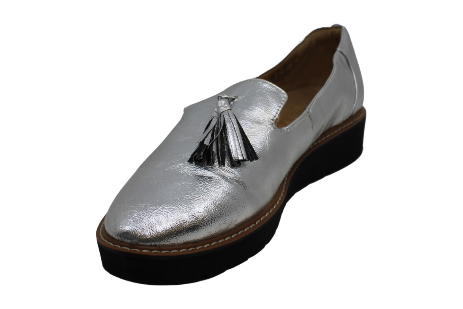 Naturalizer Womens Ellie Almond Toe Loafers, Silver 1 ...