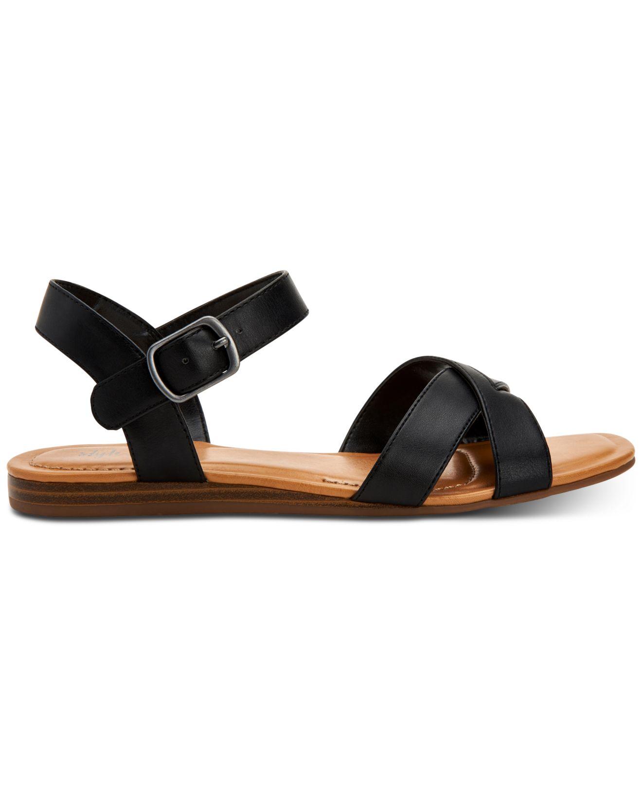 me too antonia ankle strap flat