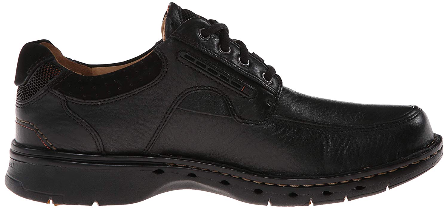 clarks un bend black