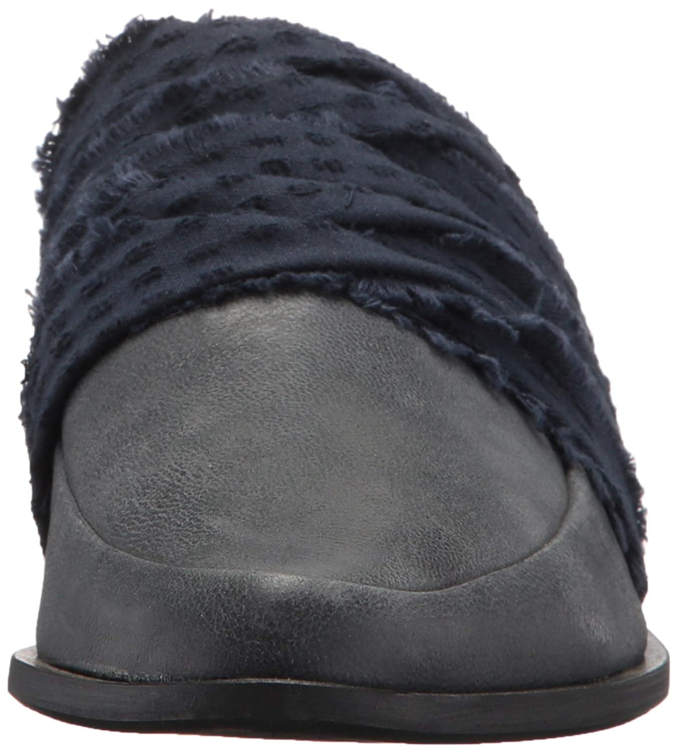 black closed toe mules