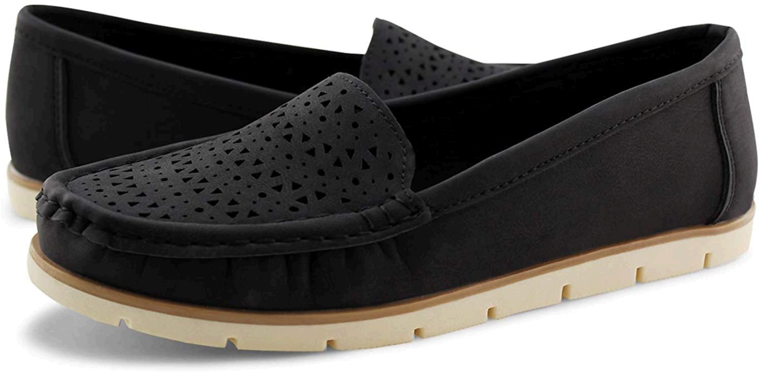 breathable flat shoes