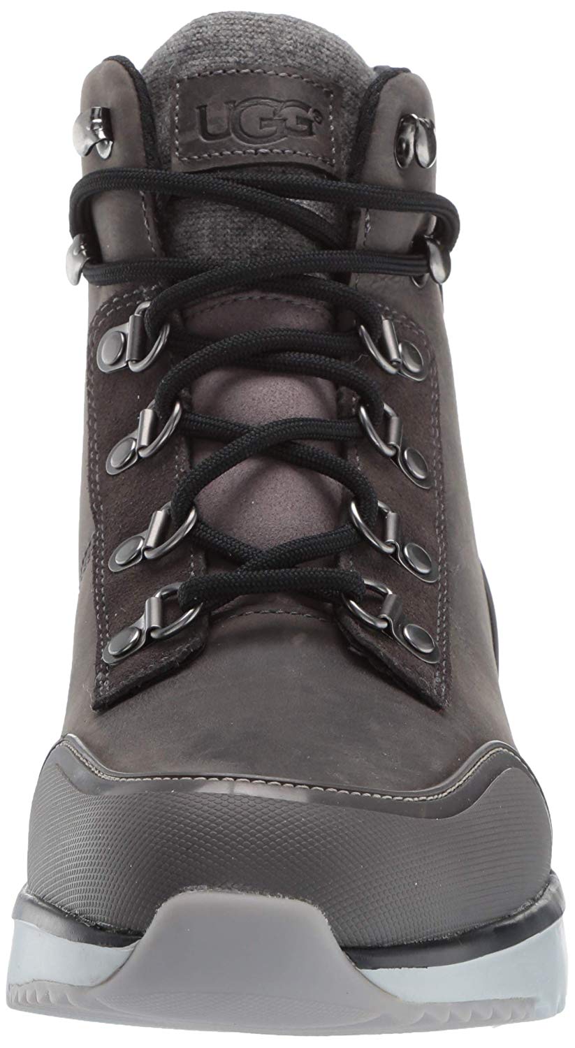 ugg caulder boot