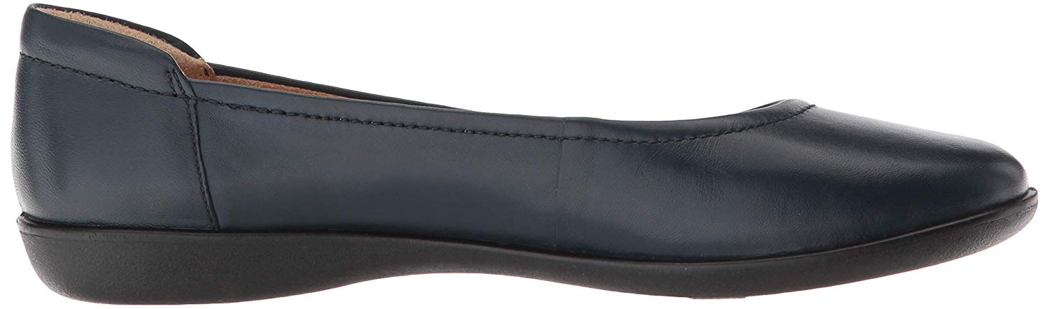 naturalizer flexy navy