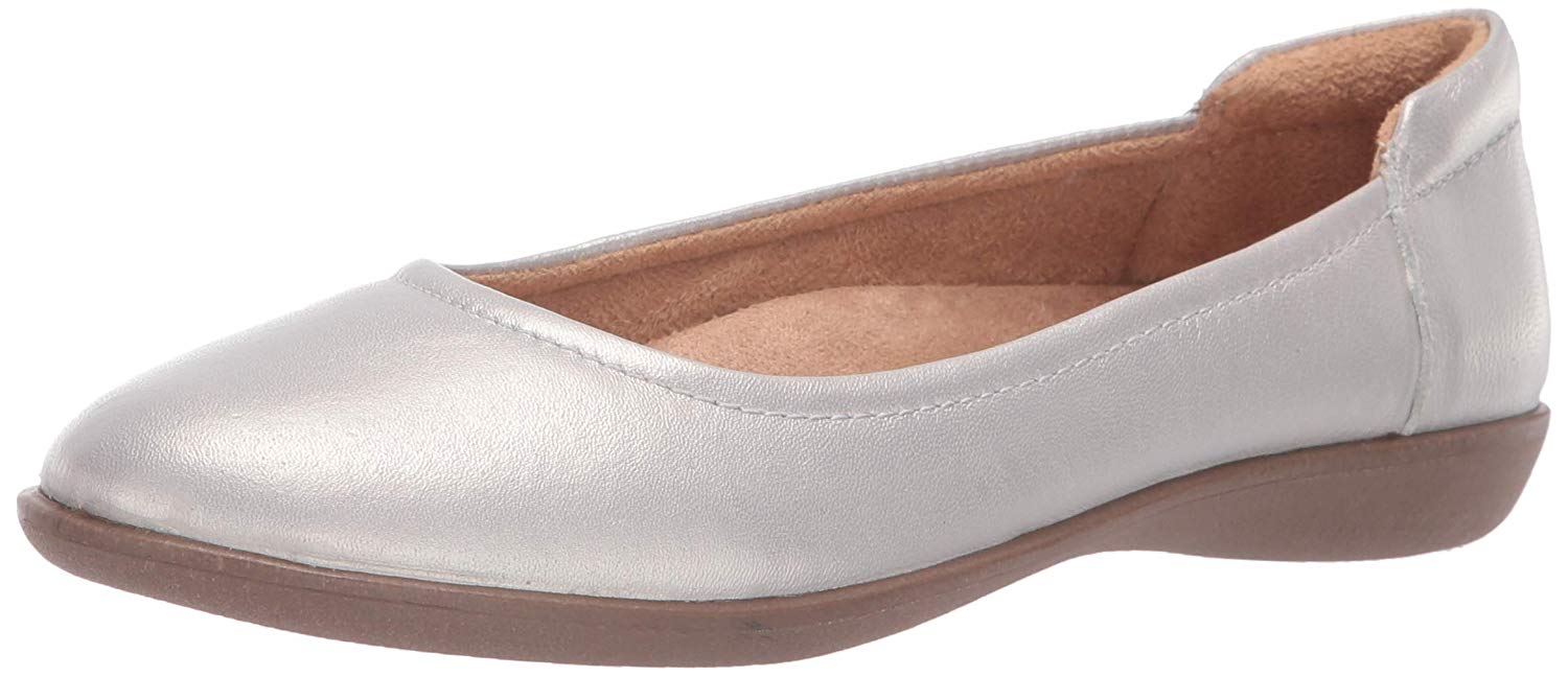 naturalizer flats flexy
