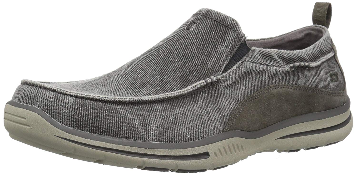 skechers relaxed fit
