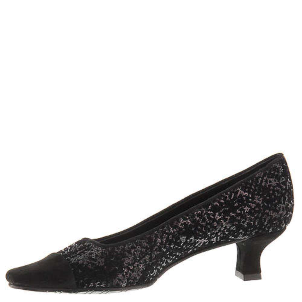 vaneli cap toe