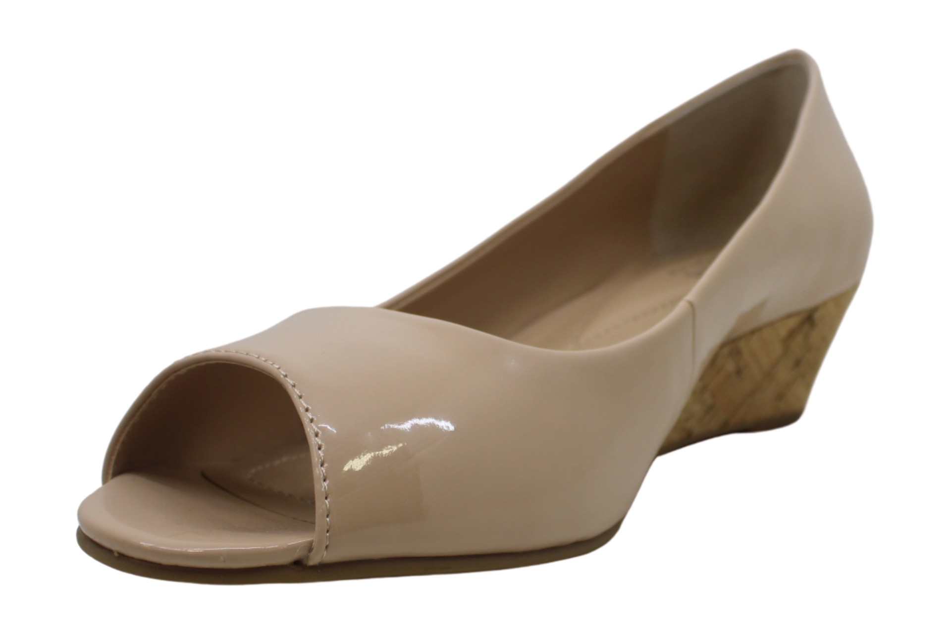 tan peep toe pumps