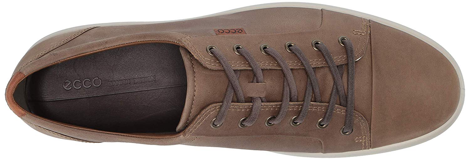 ecco suede