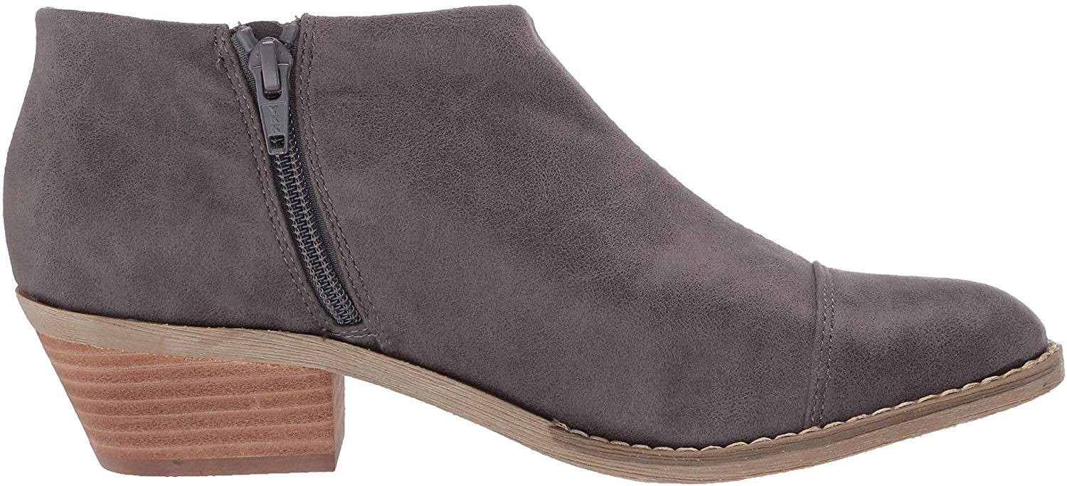 ladies grey boots size 7
