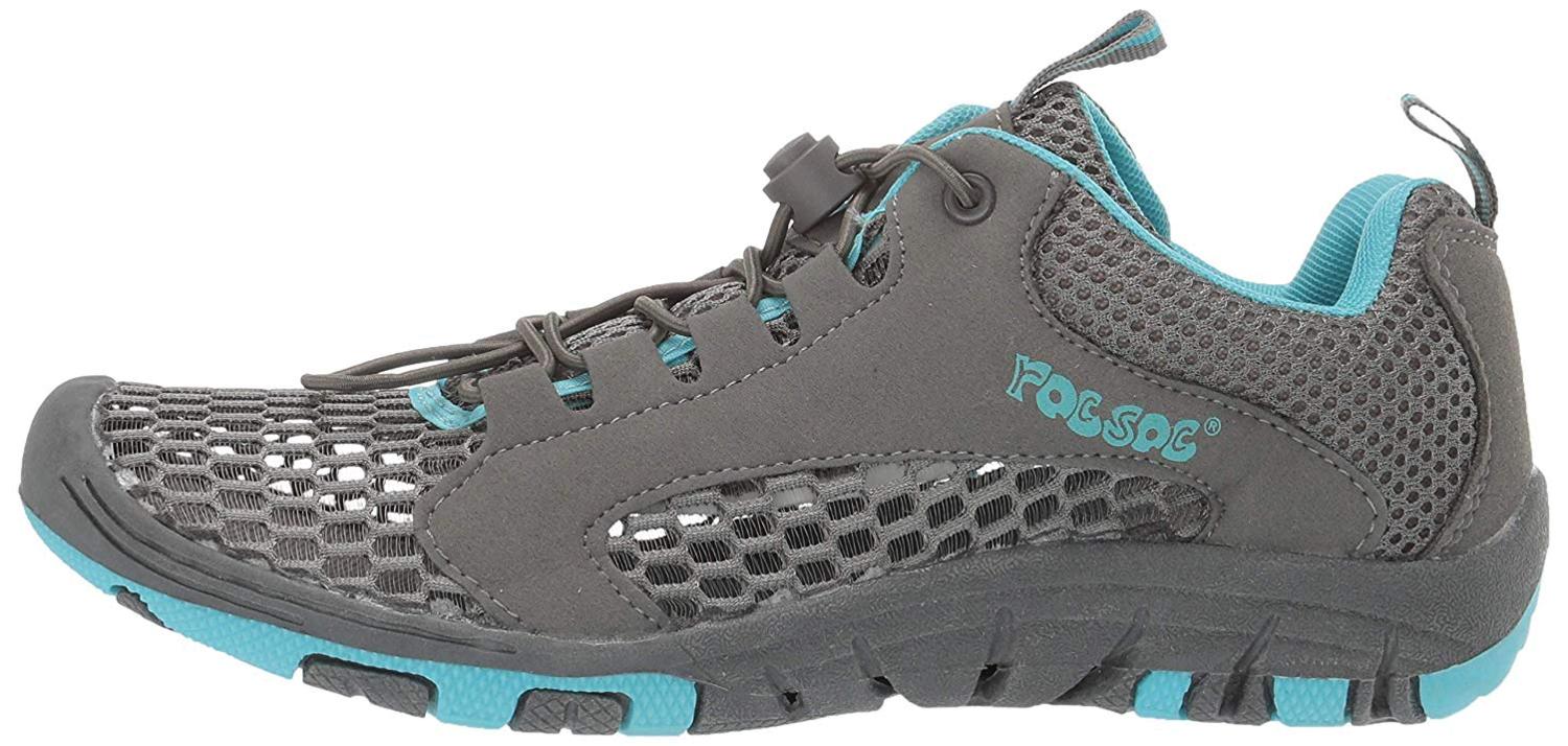 water shoes for pebbly beaches