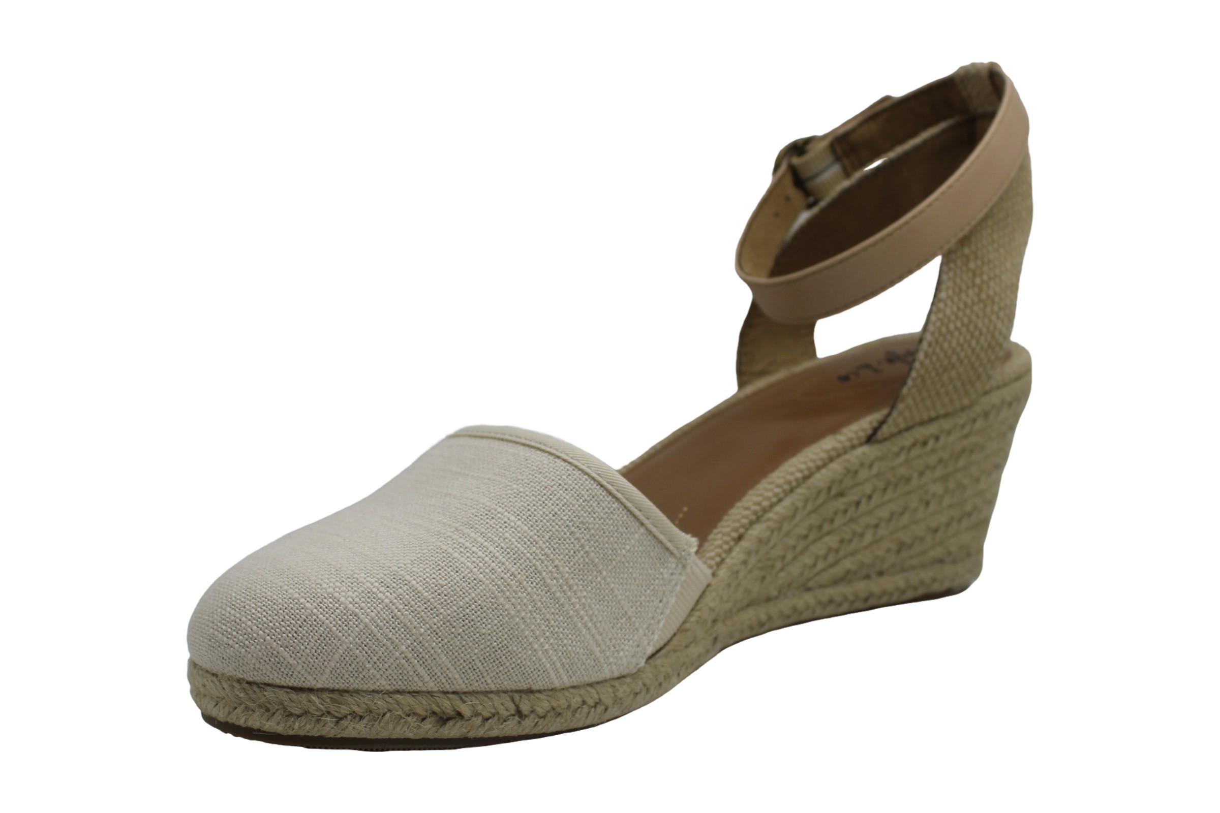 canvas sandshoes