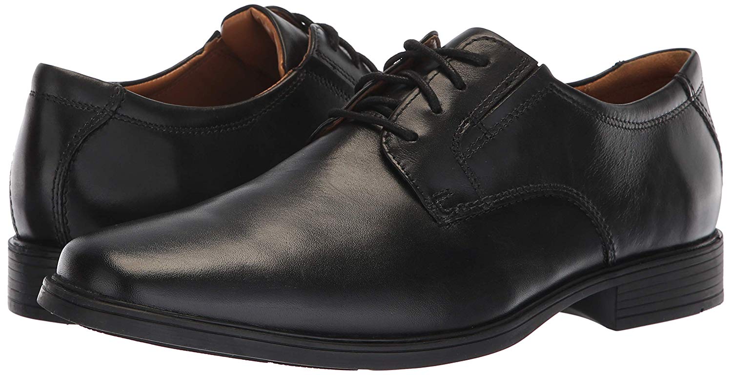 Авито clarks. Полуботинки Clarks Oxford. Clarks Gadson Plain. Оксфорды Кларкс мужские. Clarks man.