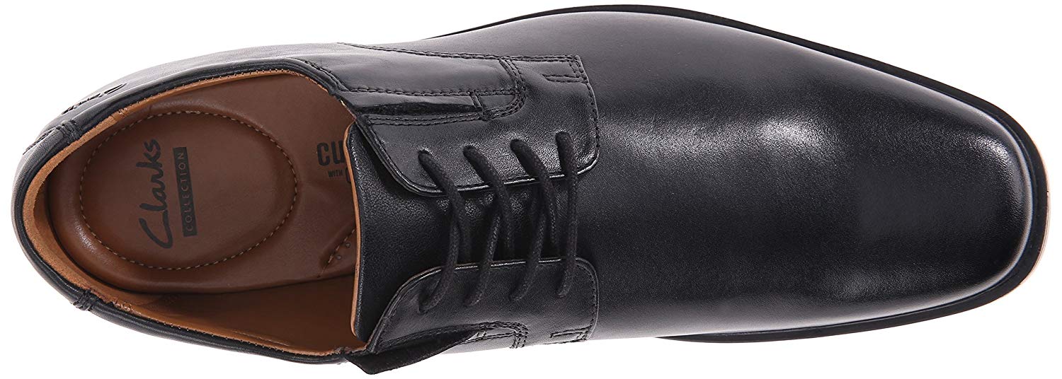 clarks tilden plain toe oxford