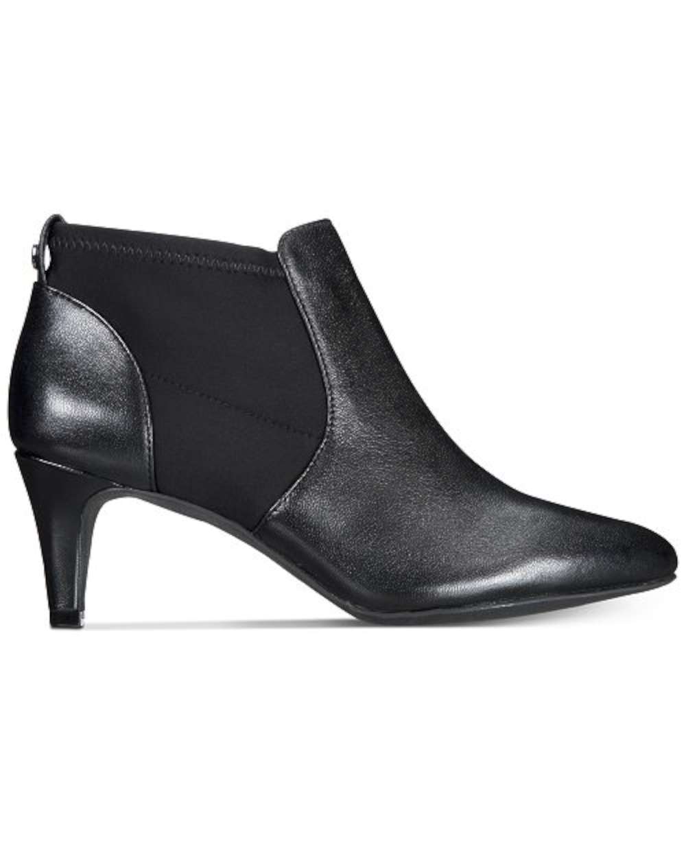 pointed toe ankle shoes