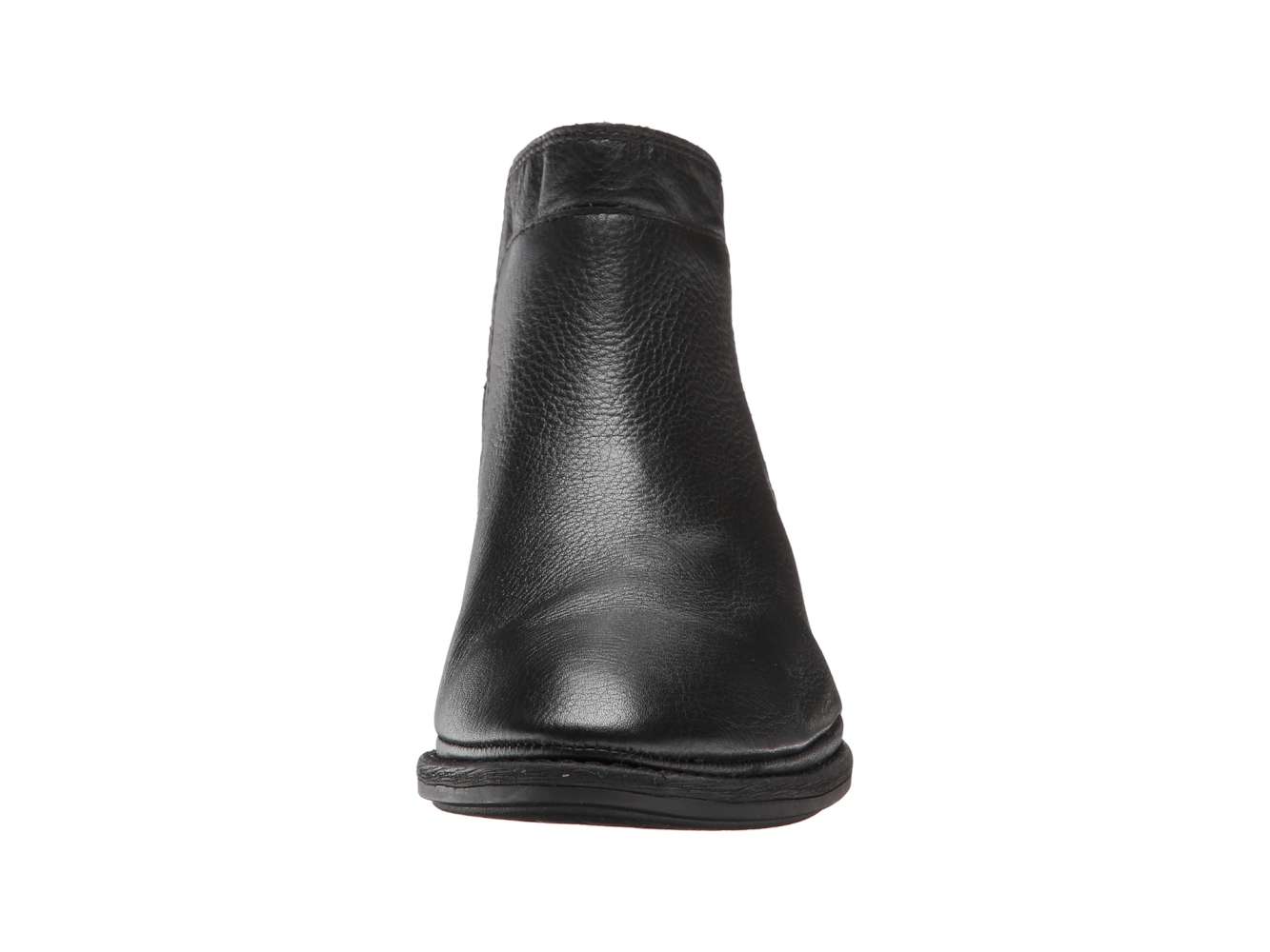 closed toe ankle boot
