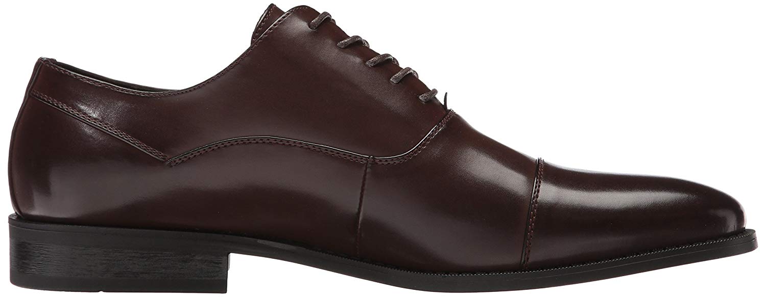 unlisted half time cap toe oxford