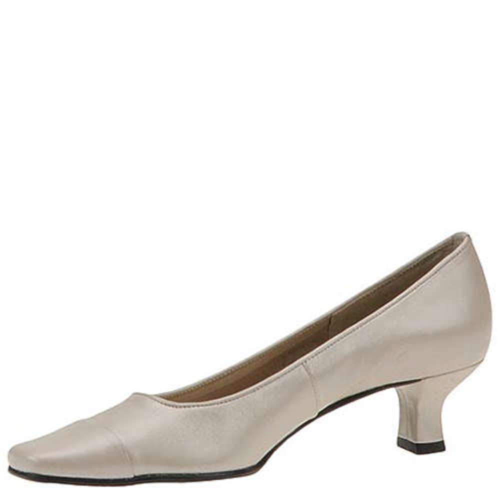 vaneli cap toe