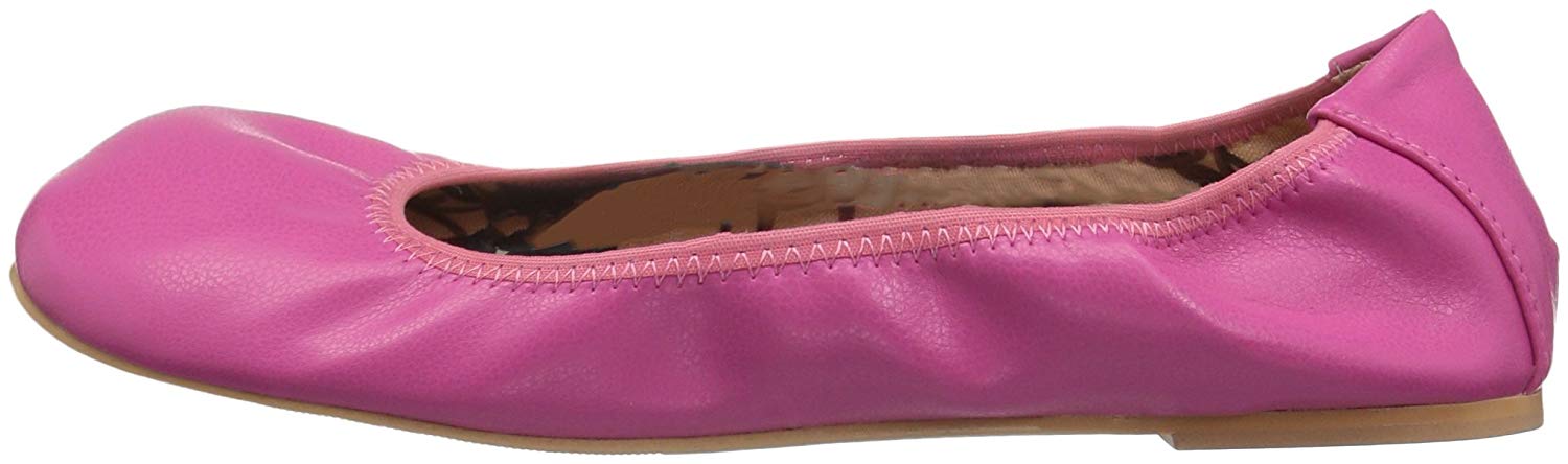 red round toe ballet flats
