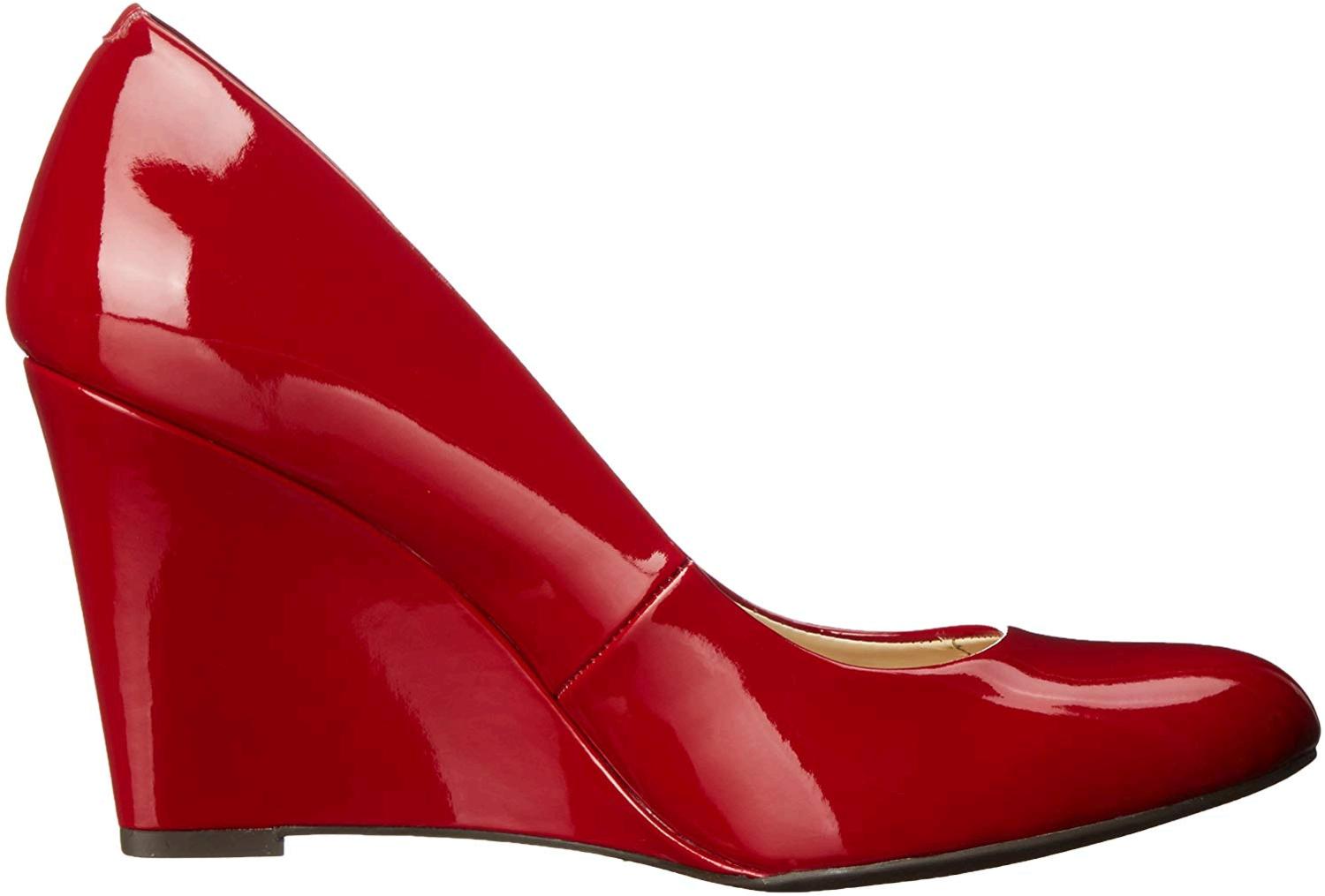 jessica simpson cash wedge