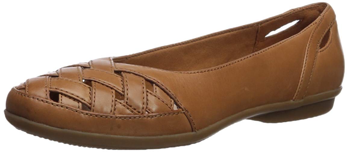 clarks gracelin maze leather flat