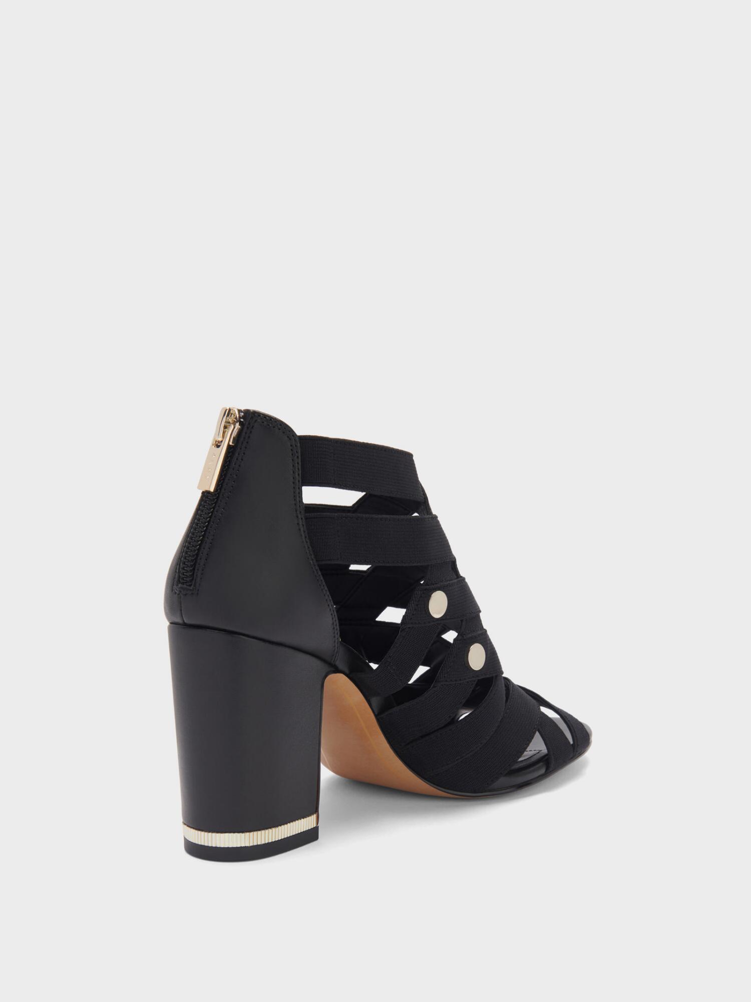 multi strap pumps