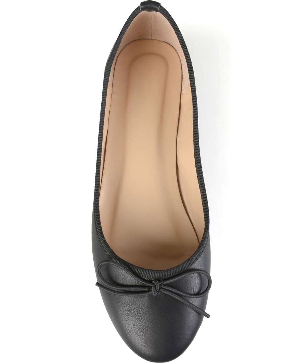 closed toe ballet flats