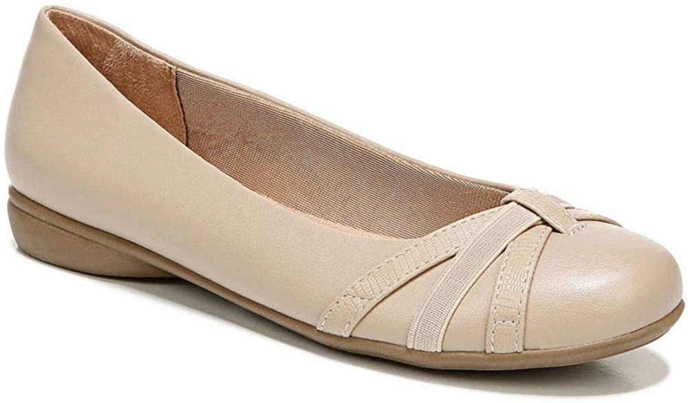 LifeStride Women's Shoes Abigail Closed Toe Ballet Flats, Taupe, Size ...