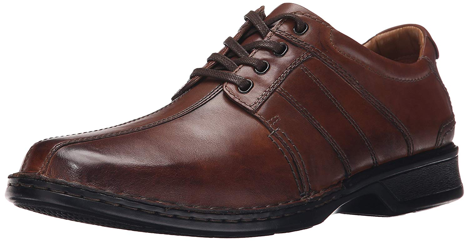 clarks touareg