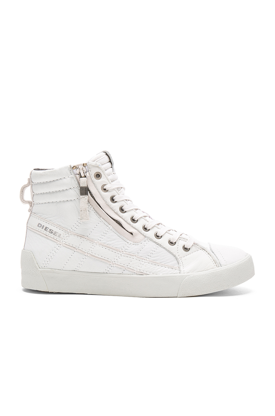 diesel d string white