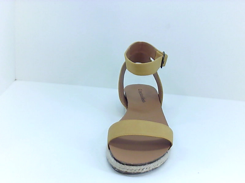 city classified gold sandals