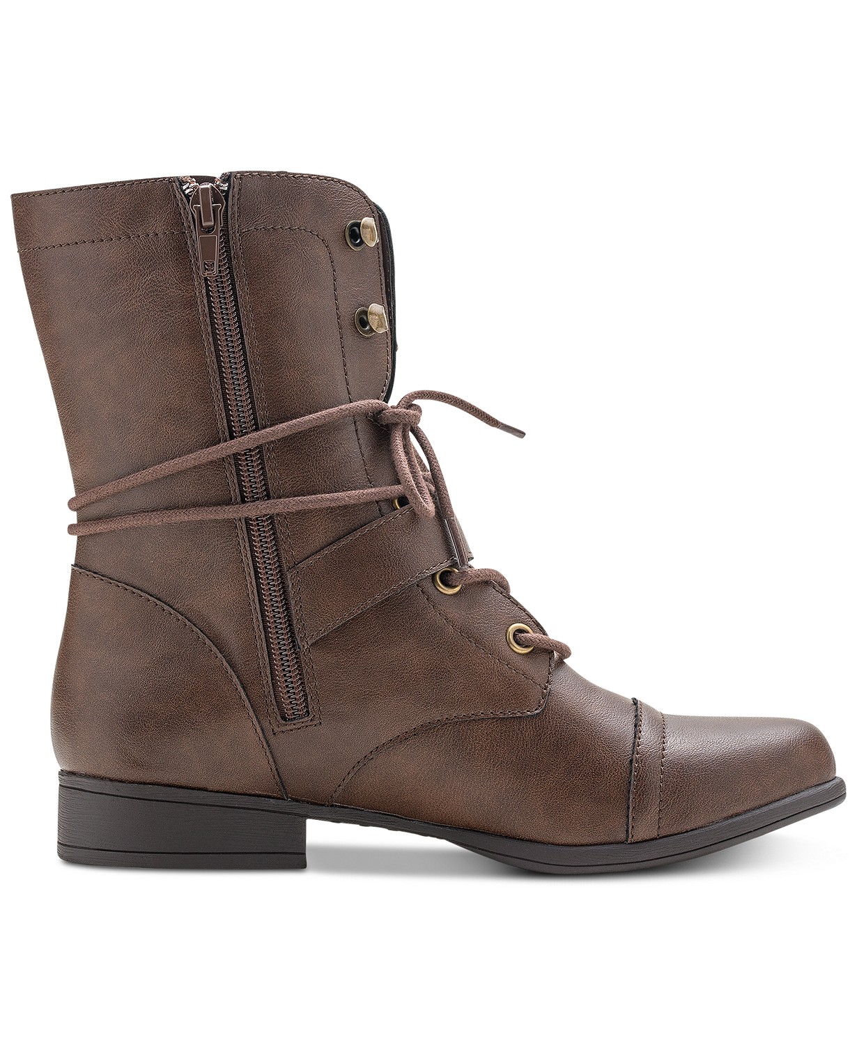 closed toe boots