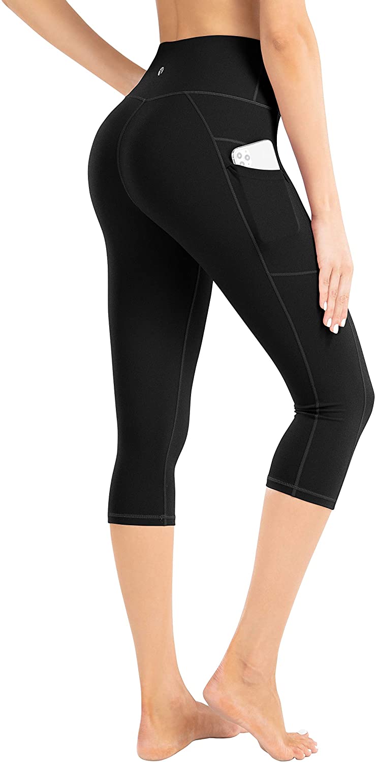 black yoga pants with pockets