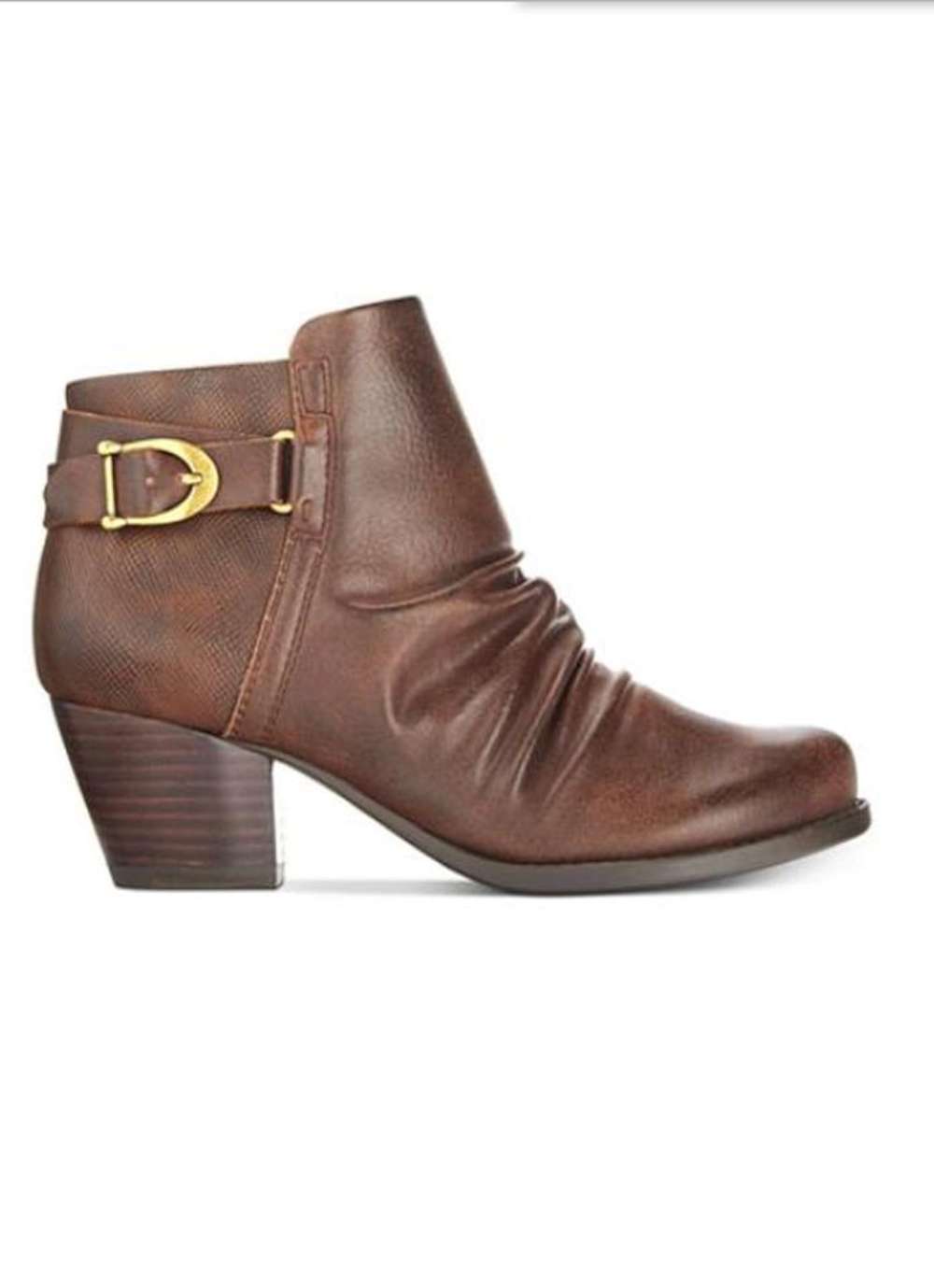 closed toe ankle boot