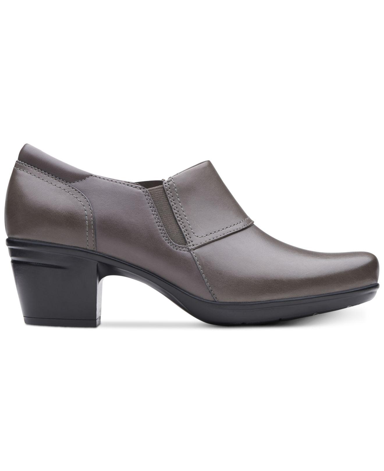 clarks gray pumps