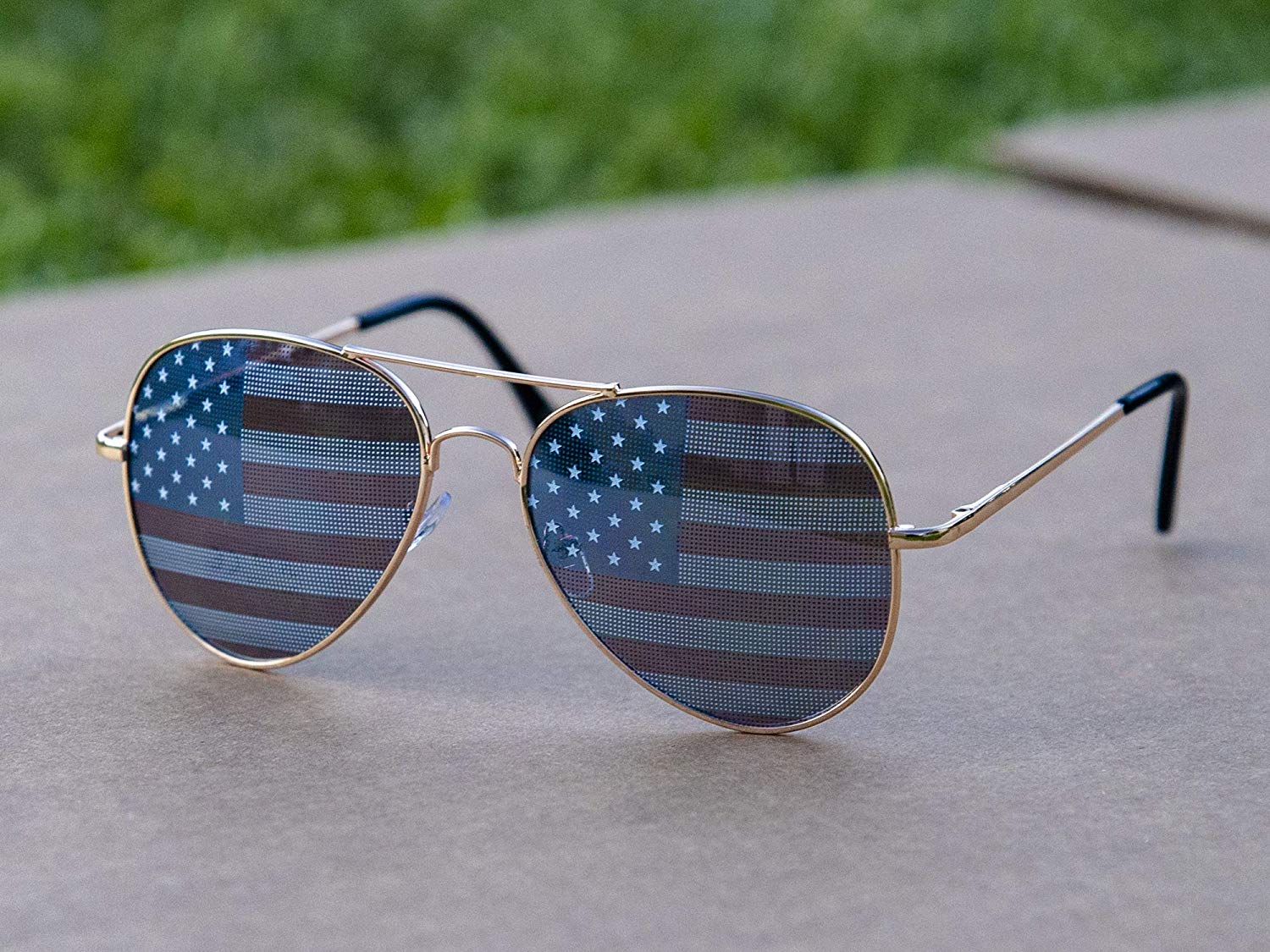 Goson American Flag Mirror Aviator Novelty Decorative Sunglasses, Gold
