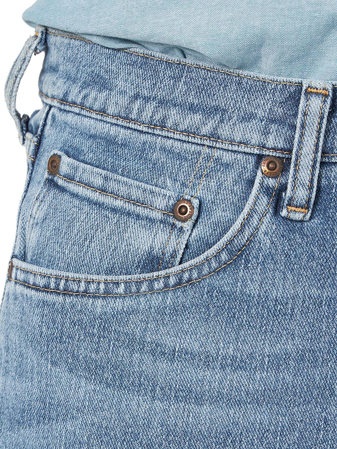 Wrangler Men's Classic Relaxed Fit Five Pocket Jean, Light Wash Flex ...