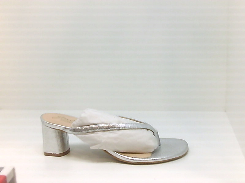badgley mischka flip flops