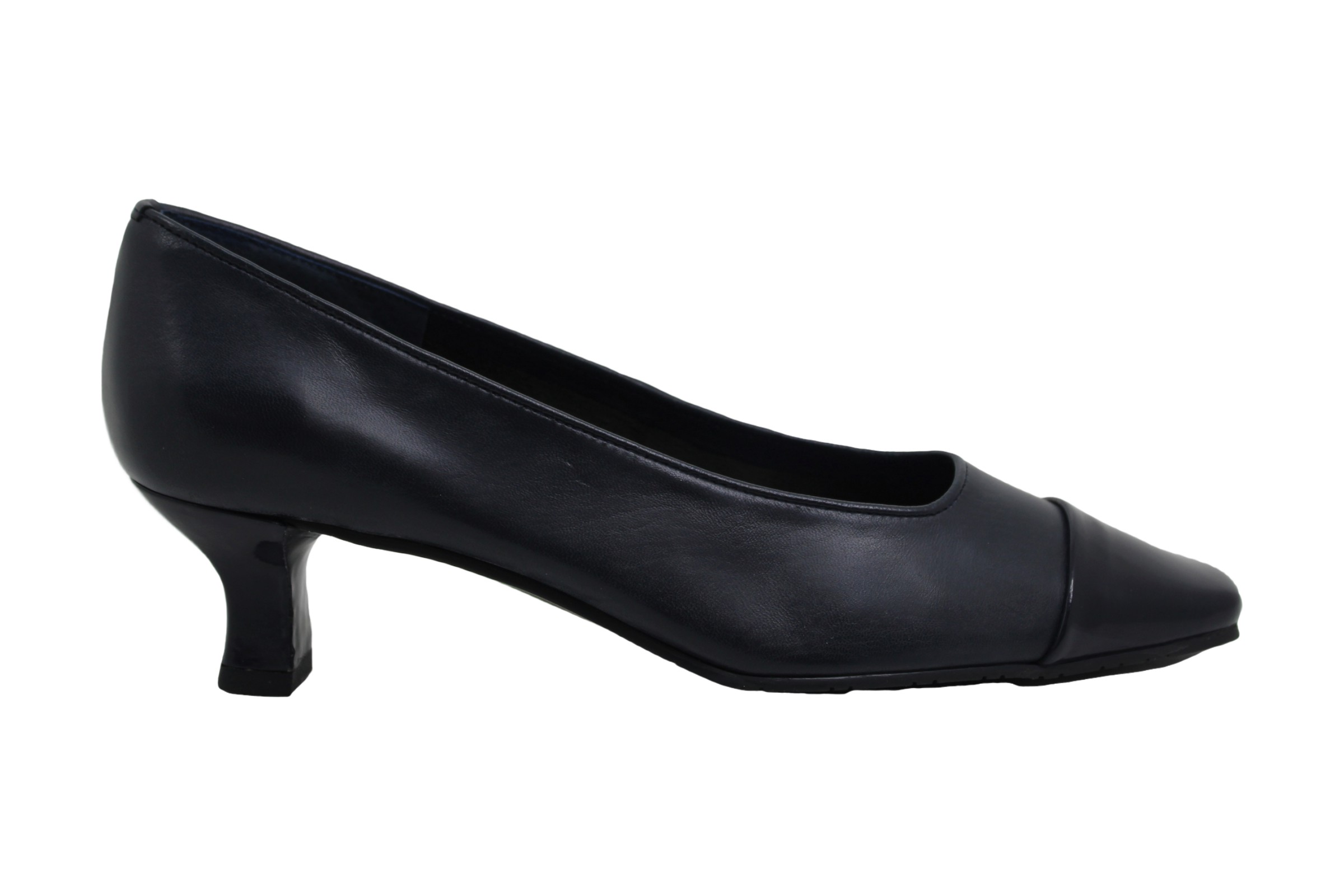 vaneli cap toe