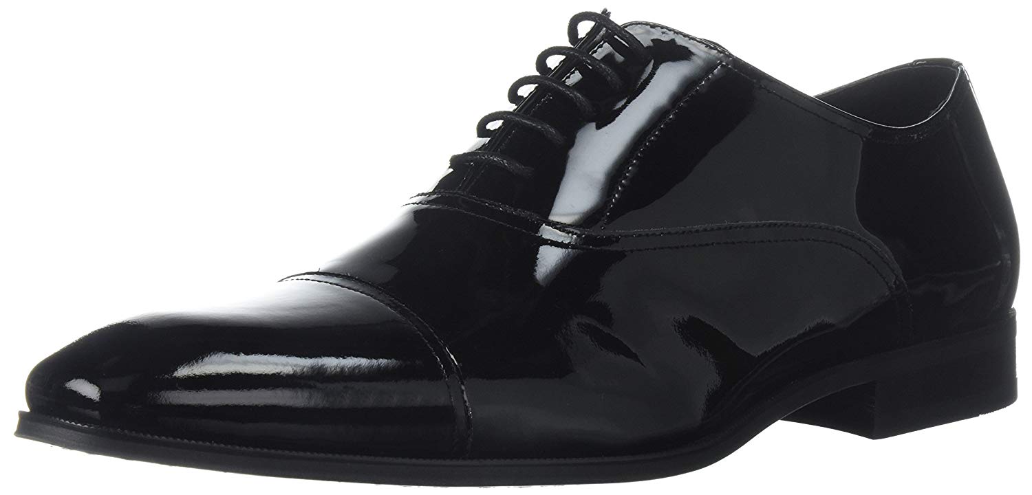 cap toe with tuxedo