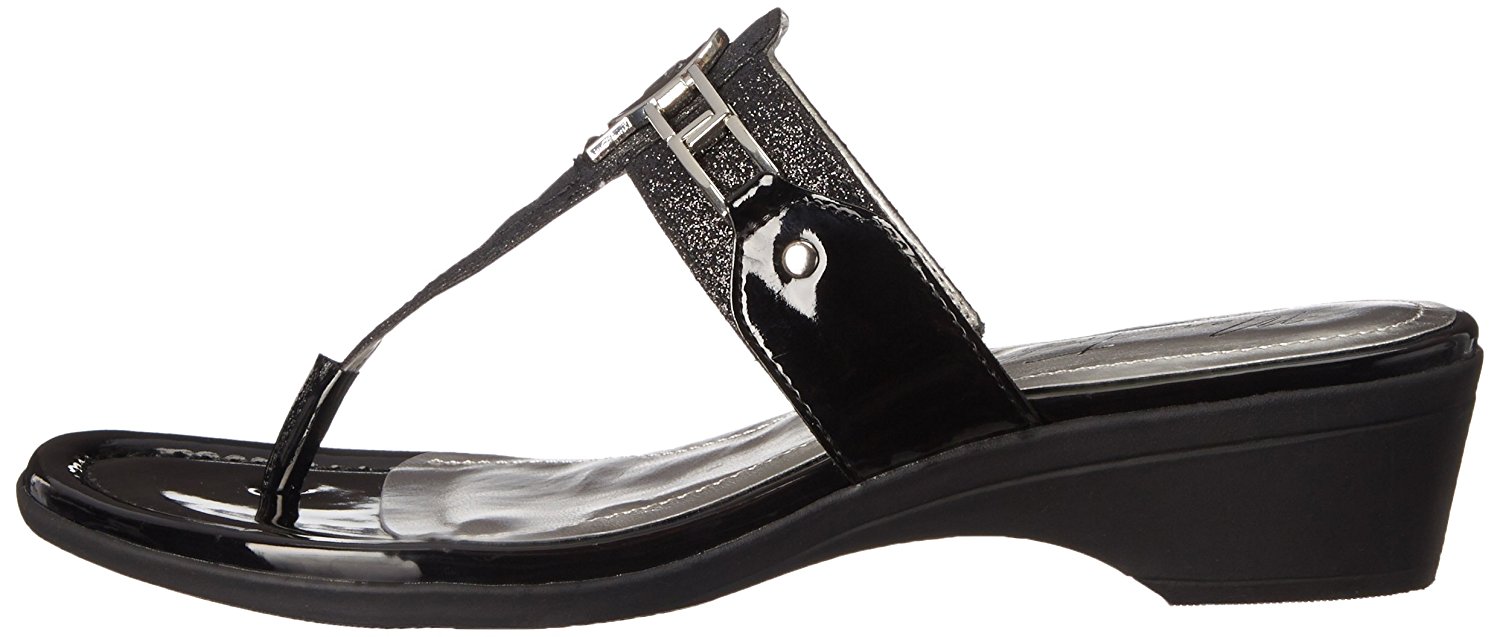 marc fisher black strappy sandals