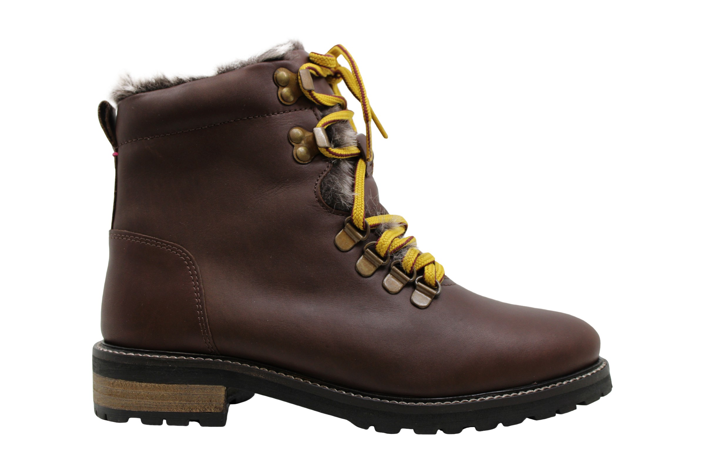 closed toe ankle boot