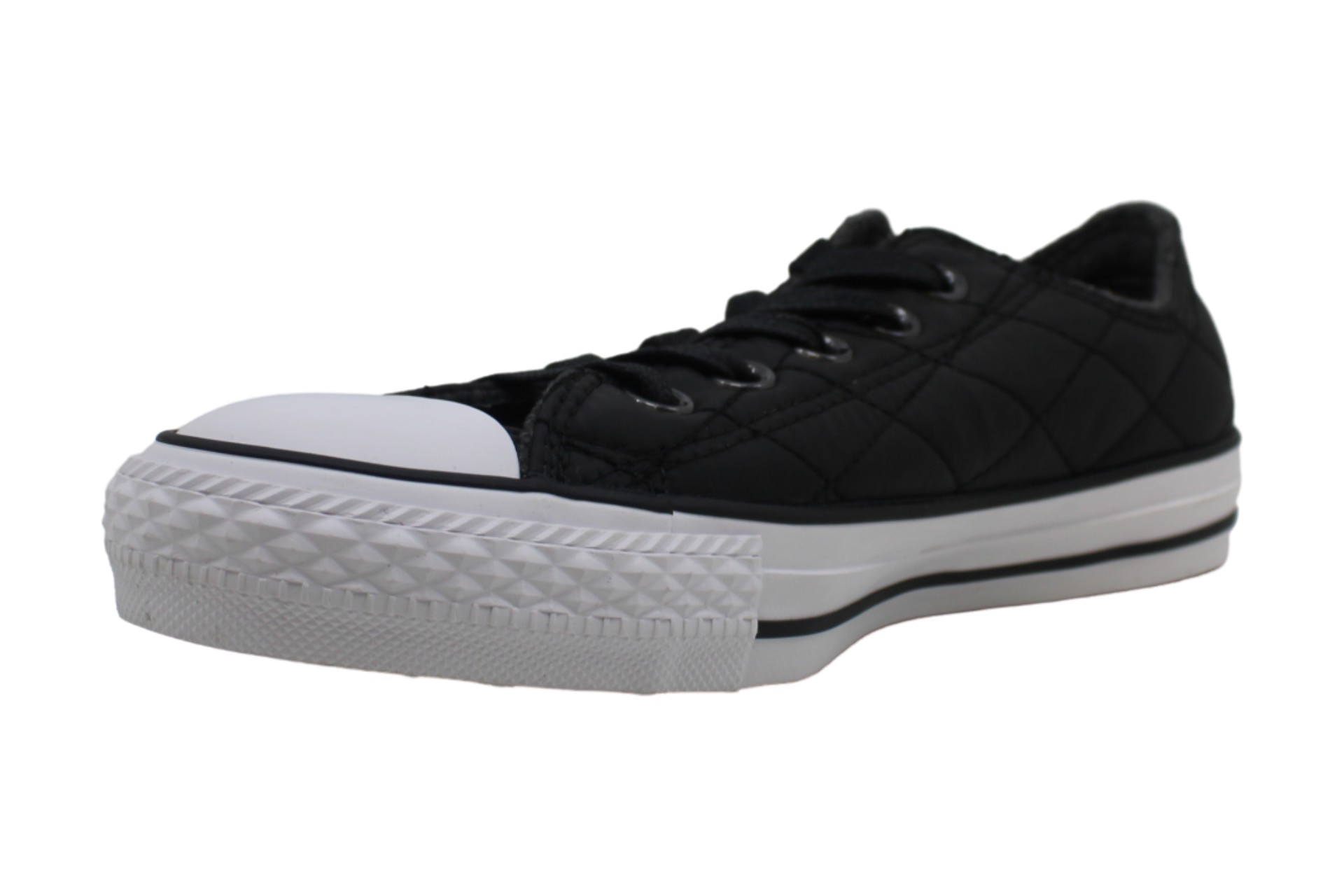 black lace up converse